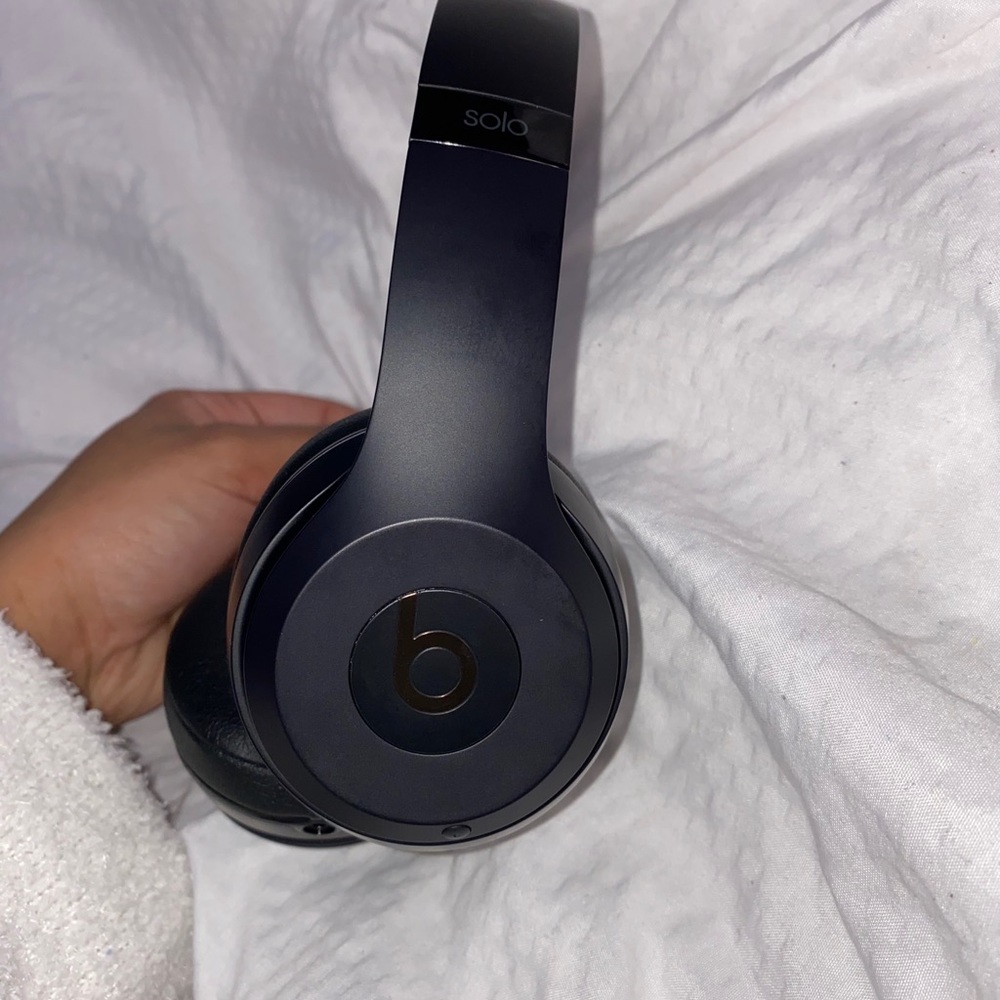Beats solo 3 wireless matte black